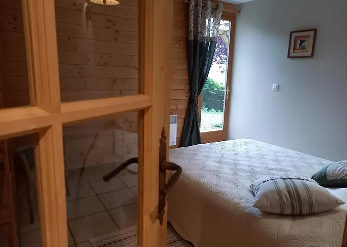 D'hotes Le Gentil Nocleg ze śniadaniem 3*