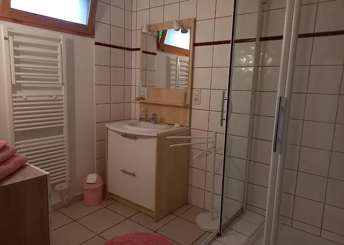 D'hotes Le Gentil Nocleg ze śniadaniem 3*